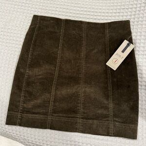 Jolt Women's Dark Green Mini Skirt